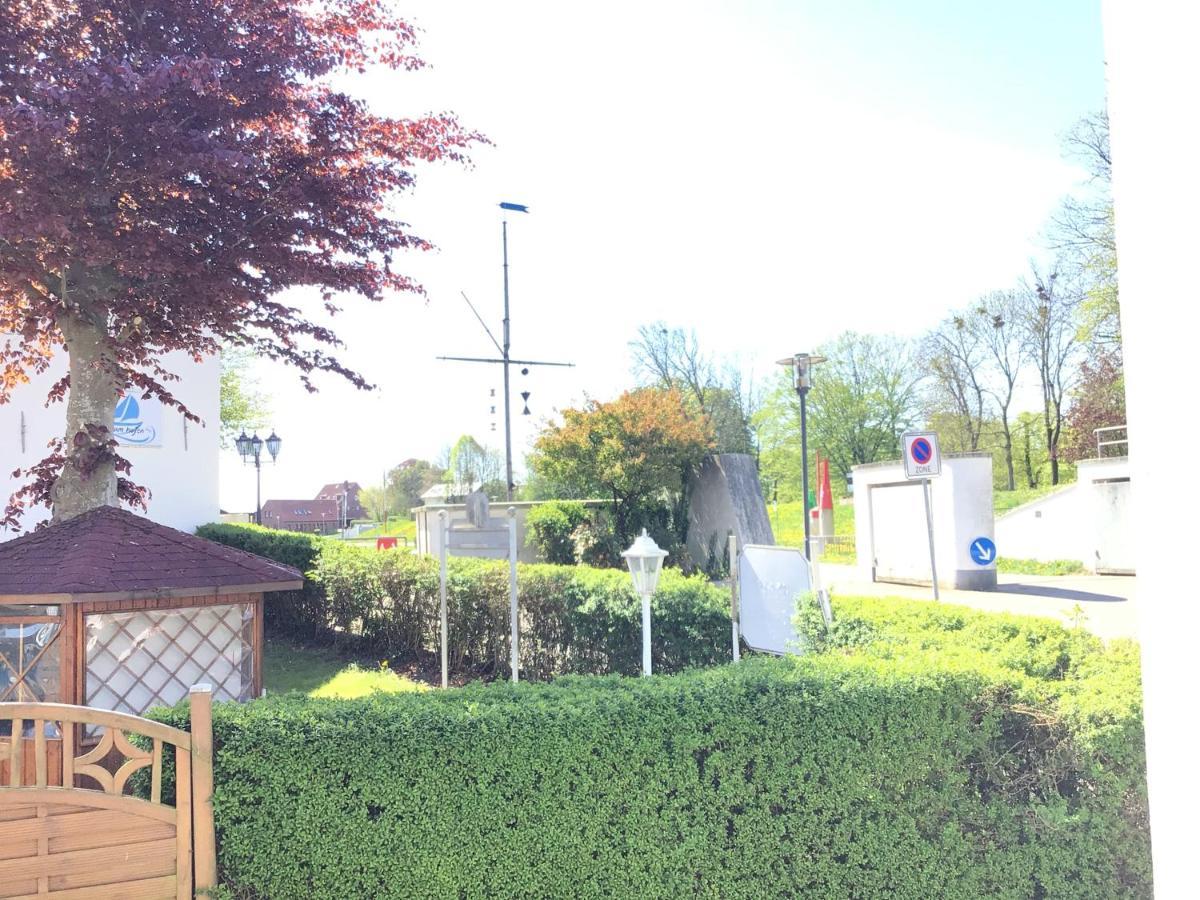 Landschaftliches Haus Aparthotel Tönning Exteriör bild
