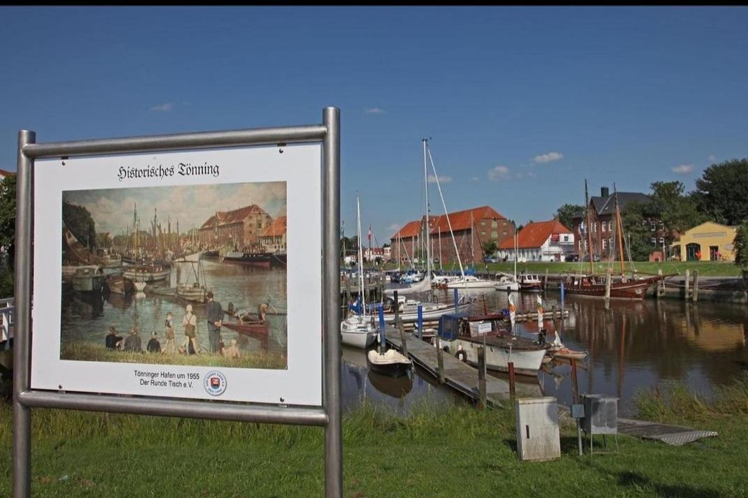 Landschaftliches Haus Aparthotel Tönning Exteriör bild